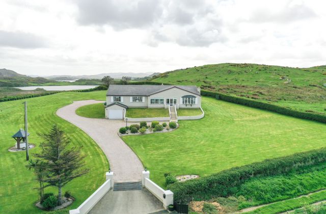 Ballyhiernan, Kindrum, Portsalon, Co. Donegal - Click to view photos