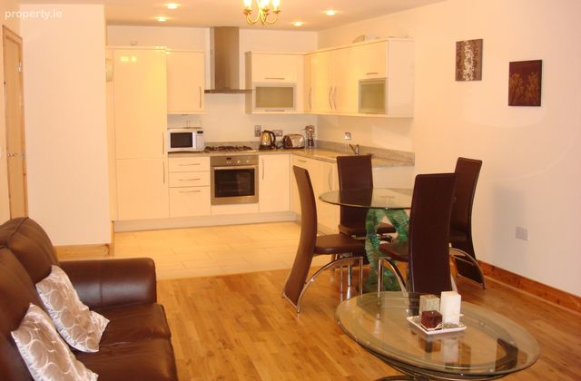 50 The Crescent,fortfield Square, Terenure, Dublin 6 - Click to view photos
