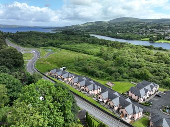 21 Lakeview Cottages, Boru Walk, Killaloe, Co. Clare, Killaloe, Co. Clare - Image 2