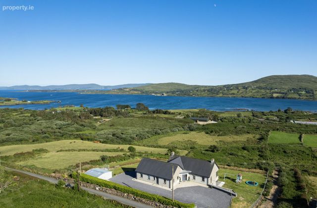 Ard Na Mara, Derrymihan West, Castletownbere, Castletown, Co. Cork - Click to view photos