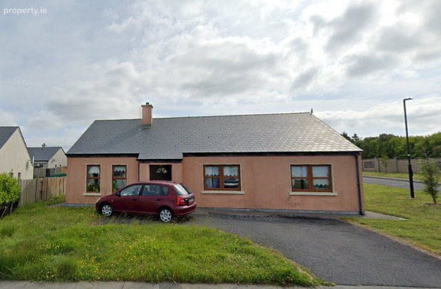 12 Sl&iacute; Leag Ard, Ballard Road, Miltown Malbay, Co. Clare, Spanish Point, Co. Clare - Click to view photos
