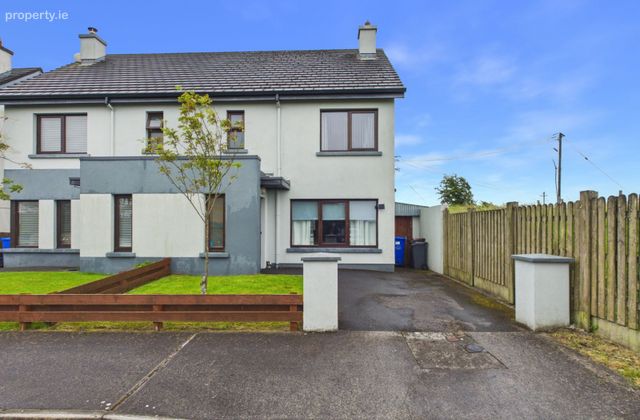 24 P&aacute;irc Na Habhainn, Gortnahown, Athenry, Co. Galway - Click to view photos