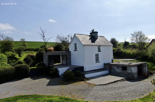 Killeens Cottage, Enniskeane, Co. Cork, Enniskeane, Co. Cork - Click to view photos