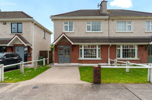 27 Willowbank Court, Midleton, Co. Cork - Click to view photos
