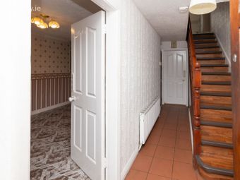 43 Saint Mark's Crescent, Clondalkin, Dublin 22 - Image 2