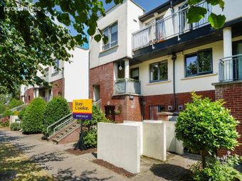 11 Rosse Court Avenue, Lucan, Co. Dublin, Lucan, Co. Dublin - Image 2