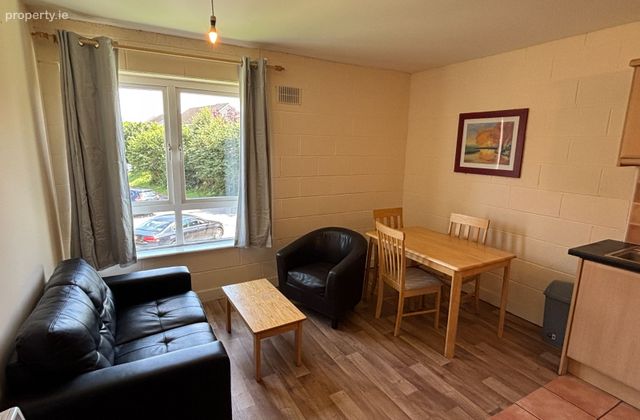 Apartment 193, Cratloe Wood Village, Caherdavin, Co. Limerick - Click to view photos