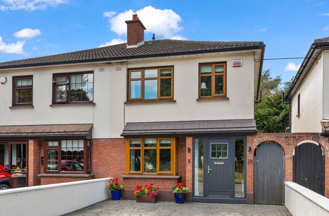 25 Woodview Park, Castleknock, Dublin 15, Co. Dublin, Castleknock, Dublin 15 - Click to view photos