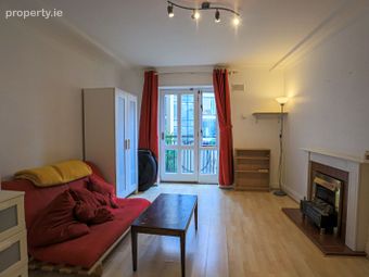 Apartment 7, Tailors Court, Christchurch, Dublin 8 - Image 2