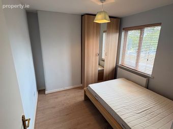 54 Rosemount Estate, 3 Mins Walk To Luas, Dundrum, Dublin 14 - Image 4