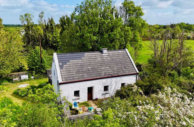 West View Cottage, Park, Rosscahill, Co Galway, Rosscahill, Co. Galway - Click to view photos