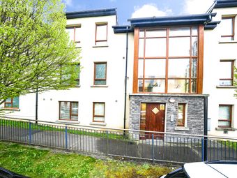 51 Slade Castle Avenue, Saggart, Co. Dublin, Saggart, Co. Dublin - Image 2