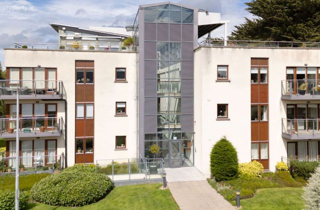 Apartment 2, Kelston Hall, Foxrock, Dublin 18 - Click to view photos