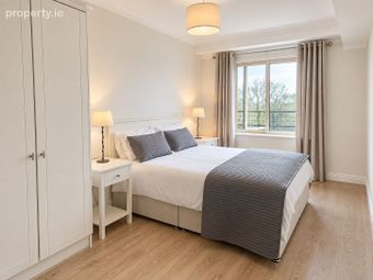6th Floor With Park Views, The Pines, Herbert Park Lane, Dublin 4 - Image 4