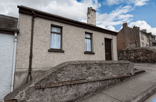 5 Power Terrace, Upper Cork Hill, Youghal, Co. Cork - Click to view photos