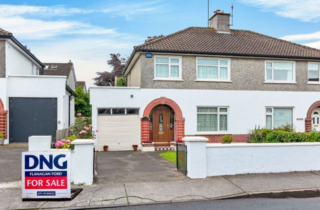 Glenanaar, 5 Larkhill Road, Sligo, Co. Sligo - Click to view photos