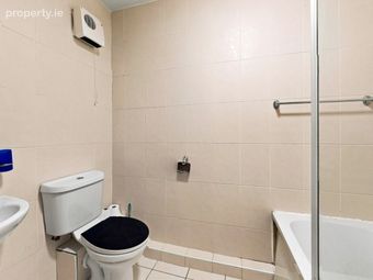 Apartment 32, Block A, Cameron Court, Dublin 8 - Image 3