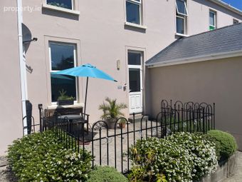 Apartment 5, Harbour View, Glengarriff, Glengarriff, Co. Cork - Image 2