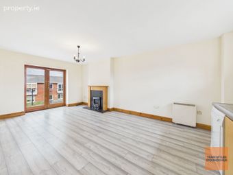 Apartment E, 25 Fernleigh Drive, Castleknock, Dublin 15 - Image 2