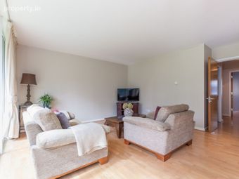 Apartment 110, Griffith Hall, Drumcondra, Dublin 9 - Image 4