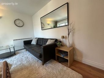 Apartment 38, Block B, South Terrace Court, Cork City Centre, Co. Cork - Image 4