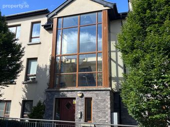 Slade Castle Avenue, Saggart, Co. Dublin