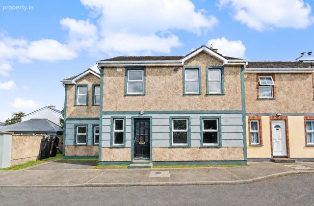 10 Harbour Village, Westport, Co. Mayo - Click to view photos