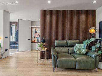 6 The Mall, Cobh, Cobh, Co. Cork - Image 4