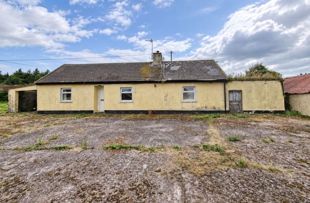 Gowlane North, Donoughmore, Donoughmore, Co. Cork - Click to view photos