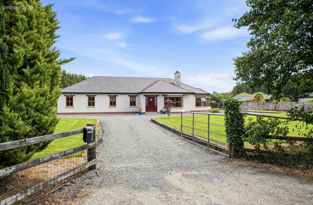 Coolamain, Oylegate, Enniscorthy, Co Wexford, Redgate, Co. Wexford - Click to view photos