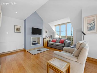 Penthouse No. 13 The Anchorage, Robswall, Malahide, Co. Dublin - Image 5
