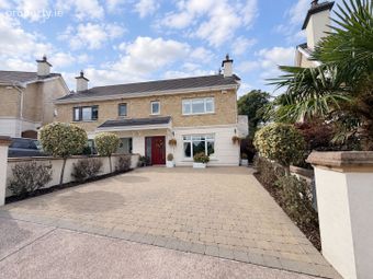 28 Clarkes Wood, Mount Oval Village, Rochestown, Co. Cork