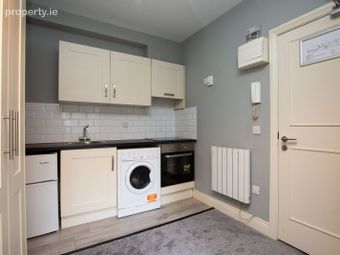Flat 8 , 605 North Circular Road, Ballybough, Dublin 3 - Image 2