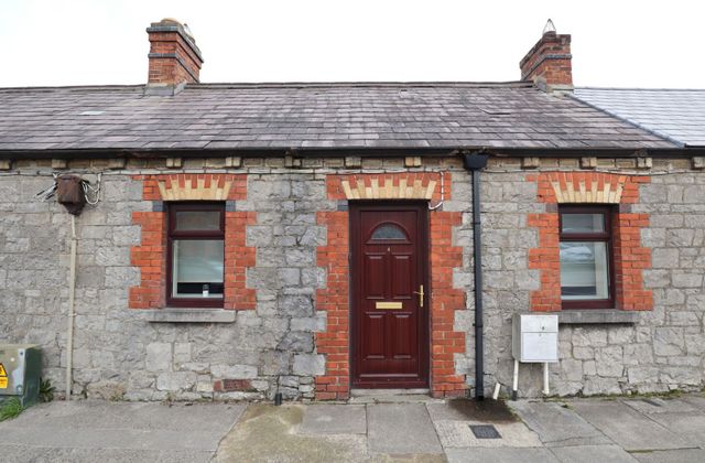 4 North Road, Drogheda, Co. Louth - Click to view photos