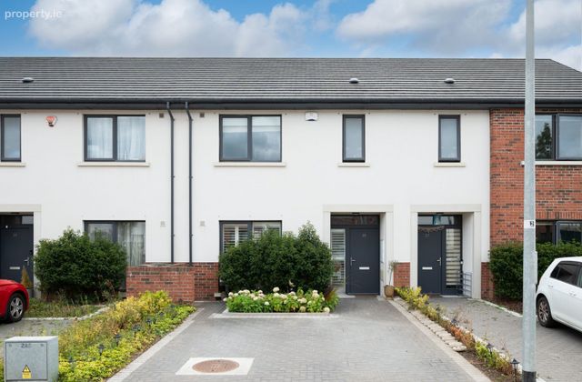 25 Tandy's Place, Adamstown, Lucan, Co Dublin, Adamstown, Co. Dublin - Click to view photos