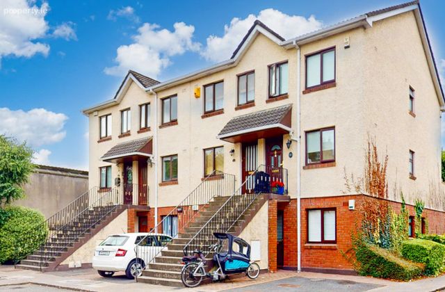 54 Kings Hall, Dublin 20, Chapelizod, Dublin 20 - Click to view photos