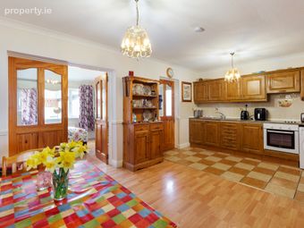 10 Huntstown Court, Mulhuddart, Huntstown, Dublin 15, Huntstown, Dublin 15 - Image 4