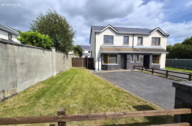 16 B&oacute;thar Rogen, D&atilde;�n R&atilde;�, Carrick-on-shannon, Co. Leitrim, Carrick-on-Shannon, Co. Leitrim - Click to view photos