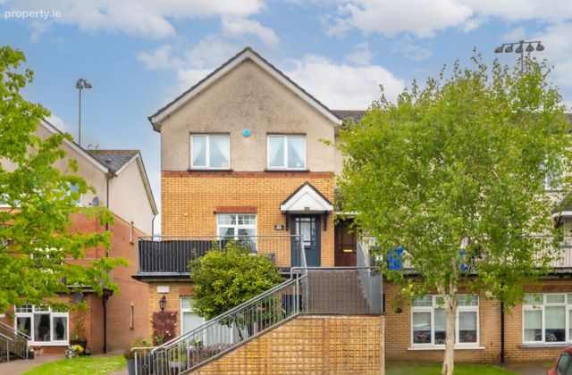 22 The Crescent, Milltree Park, Ratoath, Co. Meath - Click to view photos