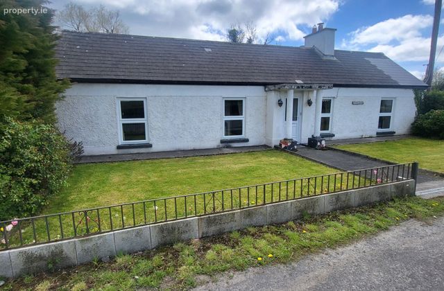 Antfield Cottage, Antfield, Aughamore, Aghamore, Co. Leitrim - Click to view photos