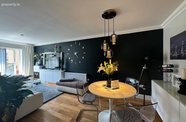 43 The Square, Larch Hill, Santry, Dublin 9 - Click to view photos