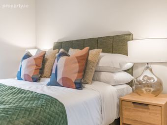 Flat 10, 1 Clonskeagh Road, Milltown, Dublin 6 - Image 2