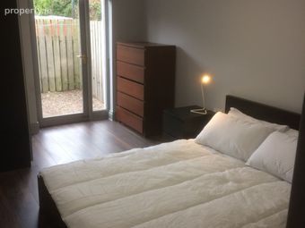 21 Barrack Street, Dundalk, Co. Louth, Dundalk, Co. Louth - Image 2