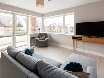 4 Orby, Phoenix Park Racecourse, Castleknock, Dublin 15, Castleknock, Dublin 15 - Image 2