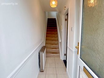 14 Bridge Court, Bridge Street, Ballinasloe, Co. Galway - Image 5
