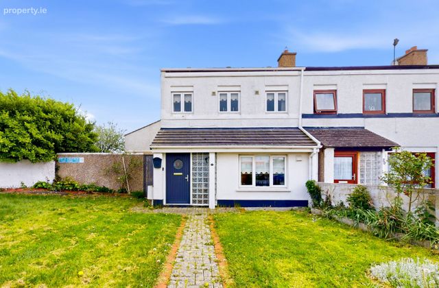 21 Tulip Court, Dublin 17 - Click to view photos