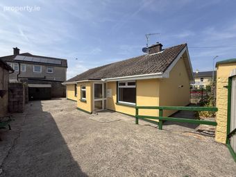 Oakville House, Kickham Street, Clonmel, Co. Tipperary, Clonmel, Co. Tipperary - Image 2