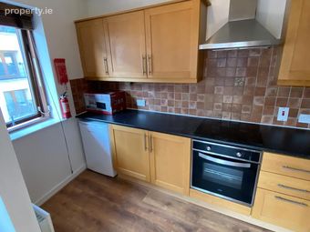 13 Semple House, Custom House Square, D01 Wk15, IFSC, Dublin 1 - Image 3