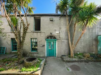 68 Main Street, Howth, Dublin 13 - Image 2