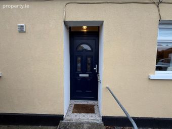 8 Laburnum Square, North Road, Drogheda, Co. Louth, Drogheda, Co. Louth - Image 2